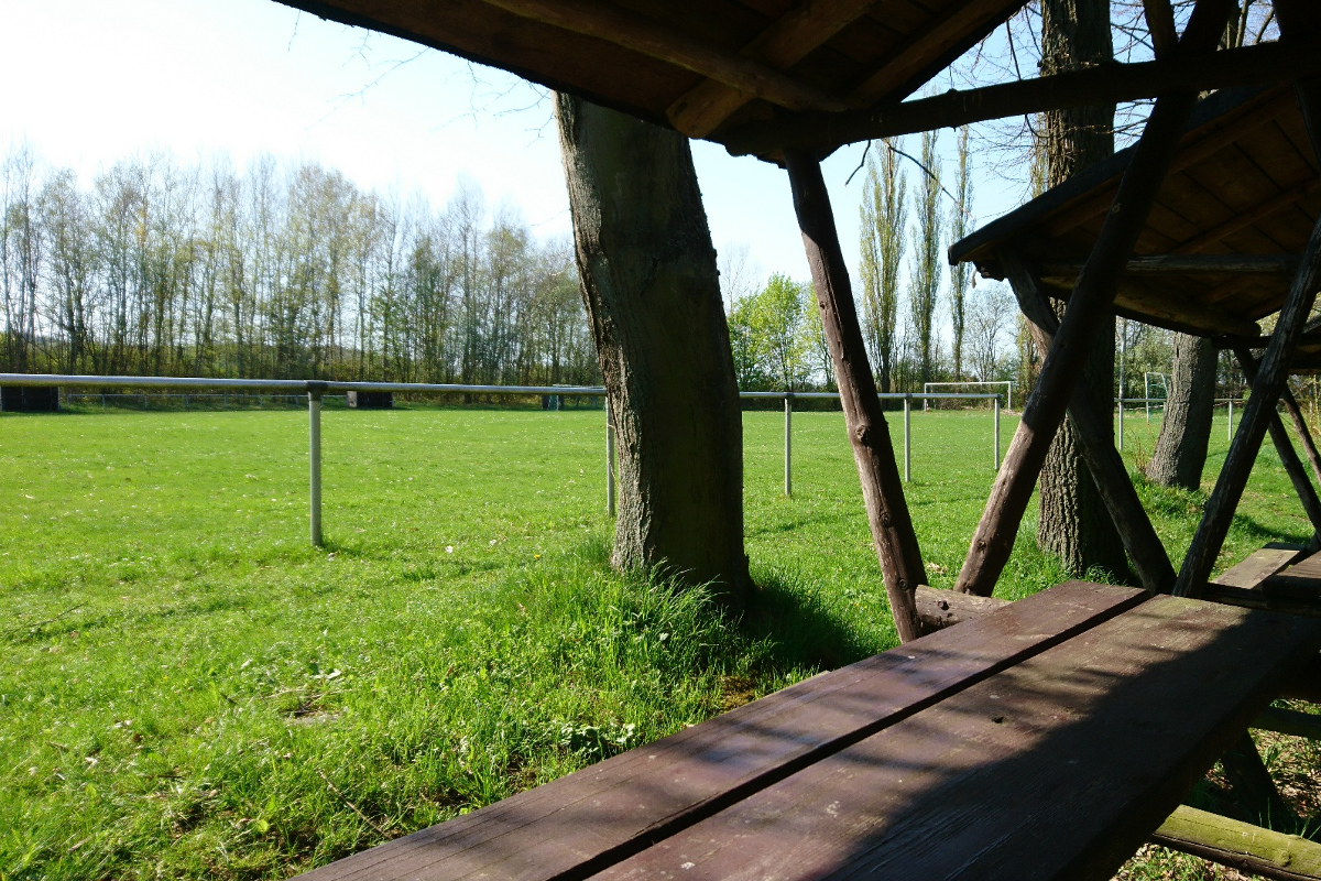 Der Sportplatz in Sohland kann fr sportliche Freizeitaktivitten genutzt werden.